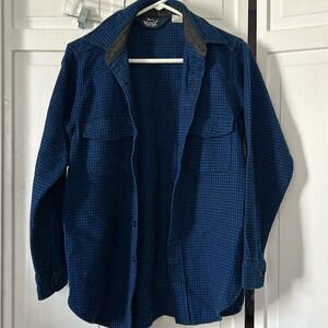 VIntage Woolrich button-down - Size M
